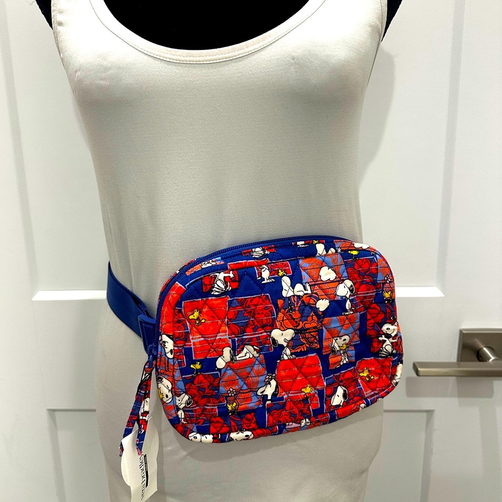 Vera Bradley Limited Edition Peanuts Large Cube Belt Bag NWT